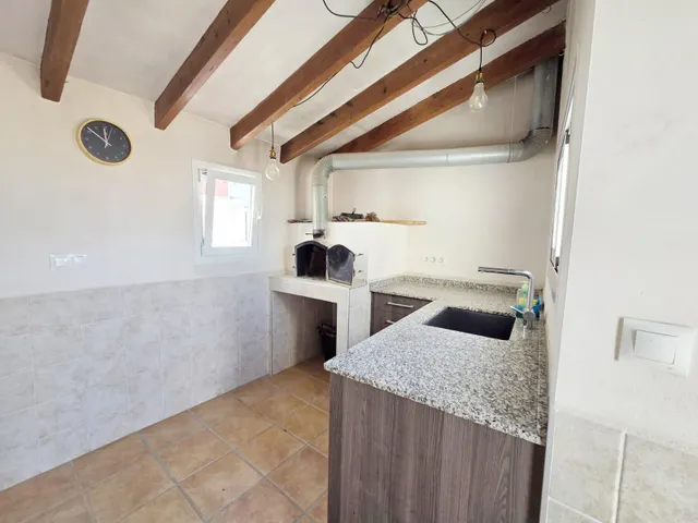 Amplia casa de pueblo con mucho encanto en Calpe — 24