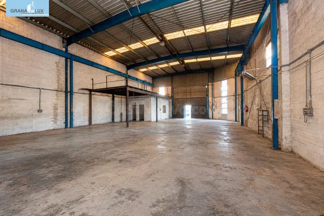 Nave Industrial en Polígono de Juncaril - foto 4
