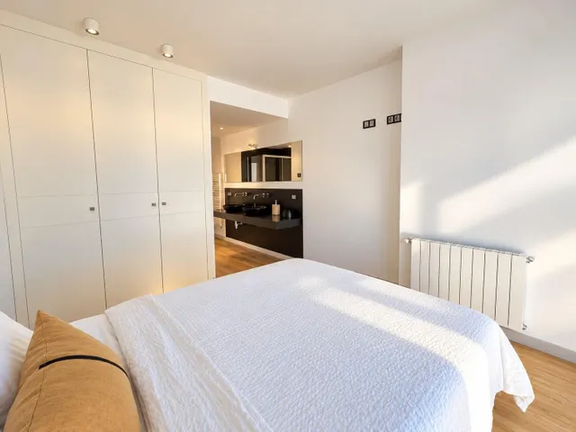 Preciosa casa de esquina con 3 dormitorios, amplia parcela privada y vistas panorámicas en Albir — 23