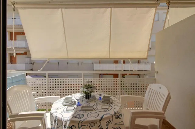 APARTAMENTO CON VISTAS AL MAR EN PLAYA DE ALMENARA — 28