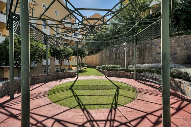 Apartamento en 4a Planta con vistas al mar y montaña en Señorío de Aloha — 30