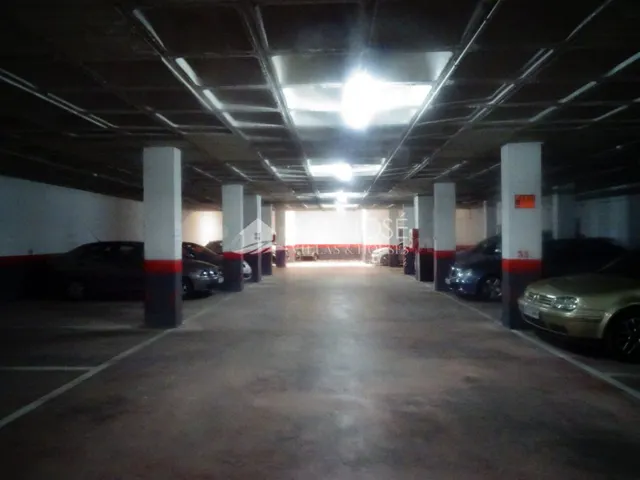 VENTA DE PLAZA DE GARAJE EN ZONA CENTRO DE ASPE AL LADO DE A