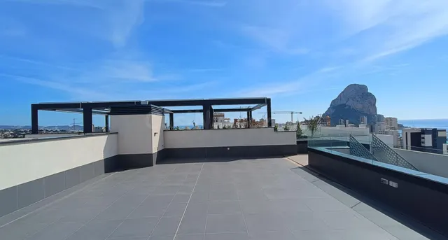 Ático Contemporáneo a 200 Metros del Mar