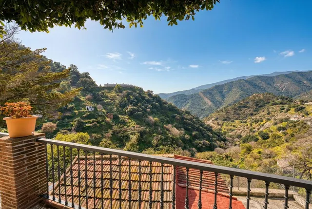 Chalet 4 habitaciones 339m² en venta - Istan pueblo — 31
