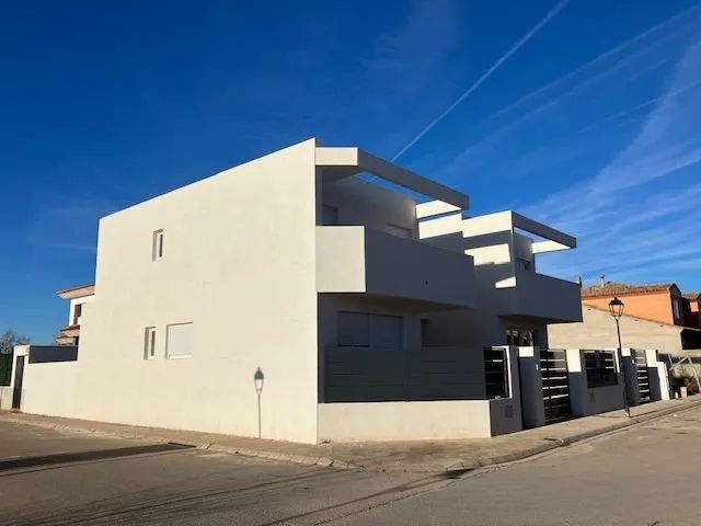 VIVIENDAS UNIFAMILIARES EN ALPERA — 4