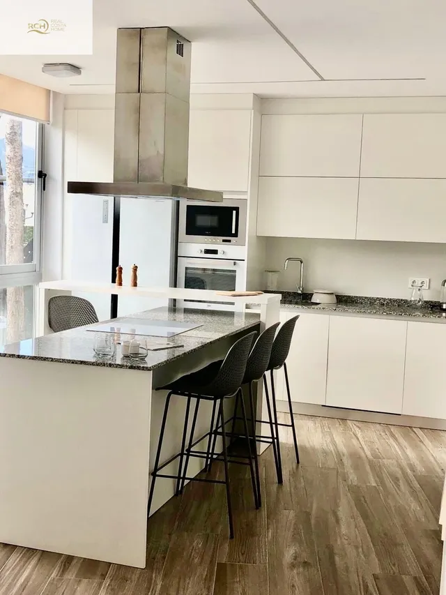 MODERNO CHALET EN ALQUILER EN CALPE — 12