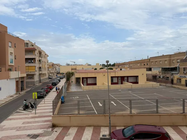 Acogedor Piso en Roquetas de Mar - El Sabinar por solo €138,000 — 28