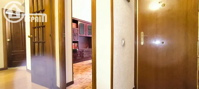PISO DE 3 DORMITORIOS CON ASCENSOR Y GARAJE — 6