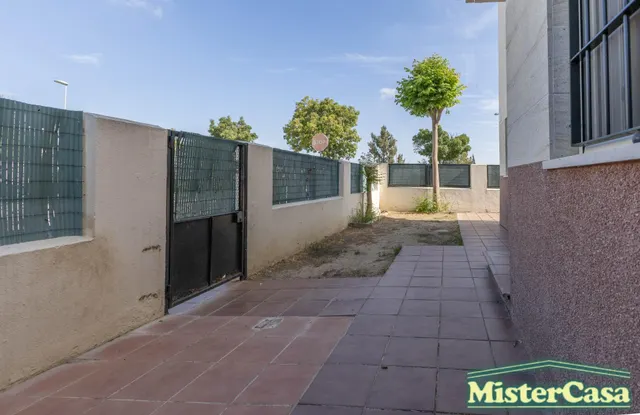 Exclusiva casa pareada de 4 dormitorios con sotano junto al campo de golf — 43