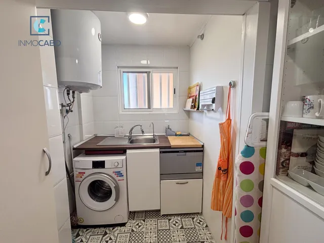Apartamento con vistas al mar y la montaña en Cala Flores — 17