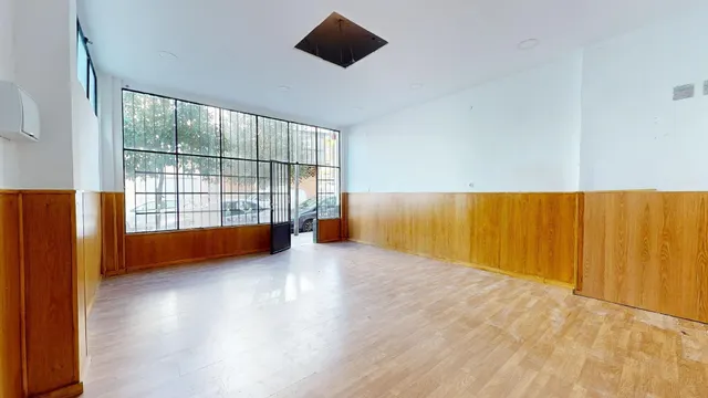 INTERESANTE LOCAL COMERCIAL DE 45 METROS CUADRADOS HACIENDO ESQUINA  EN COLONIA DE LA PAZ!!! — 4