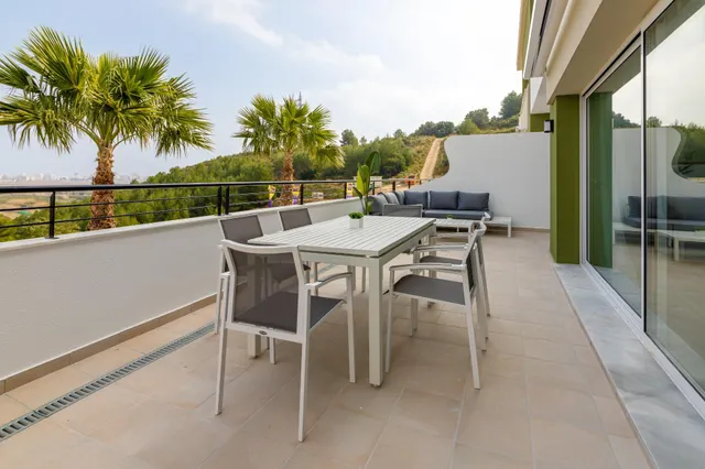 ESPECTACULAR ATICO CON TERRAZA Y PISCINA — 16