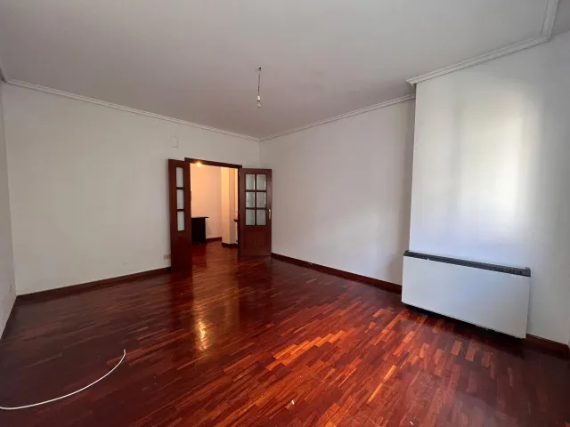 Amplio Piso en Venta en A Ponte, Ourense por €195.000 — 13