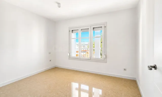 Apartamento 1 habitación 65m² en venta - San Luis de Sabinil - foto 2