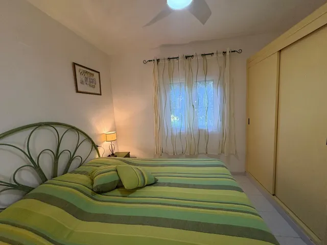 Bungalow planta baja en urb. mirador del mediterráneo con jardin esquina y piscina comunitaria — 13