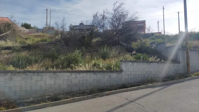 PARCEL.LA EN VENDA AL PONT DE VILOMARA - RIVER PARC — 3