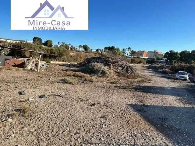 SE VENDE TERRENO PARA LA construcción DE UN CHALET — 2