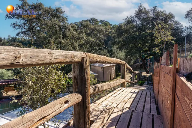 ESPECTACULAR CASA CON TERRENO EN LA SIERRA SUR — 32