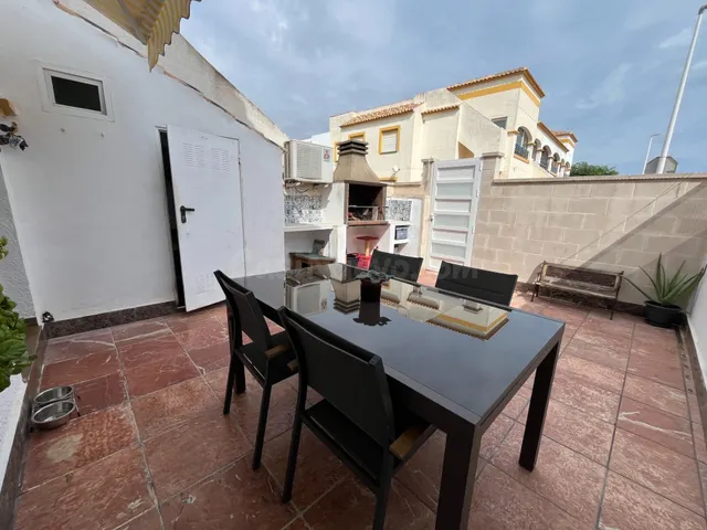 ¡Tu oasis en Altomar II, Gran Alacant. Bungalow acogedor con - foto 4