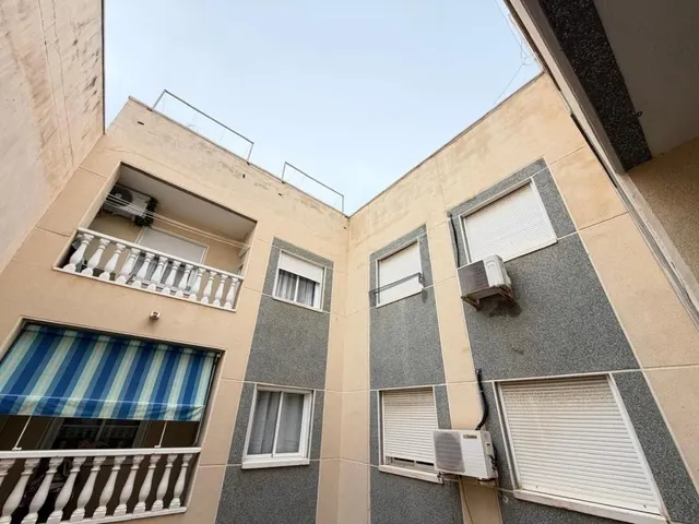 Apartamento 1 habitación 48m² en venta - Estacion de autobuses — 27