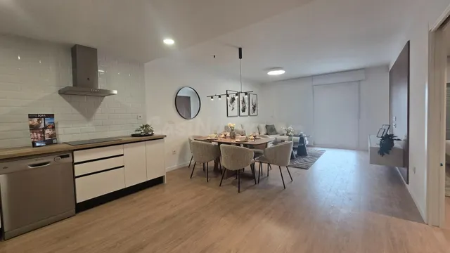 VIVIENDA CON PISCINA y SUPER TERRAZA de 100 m2 - foto 4