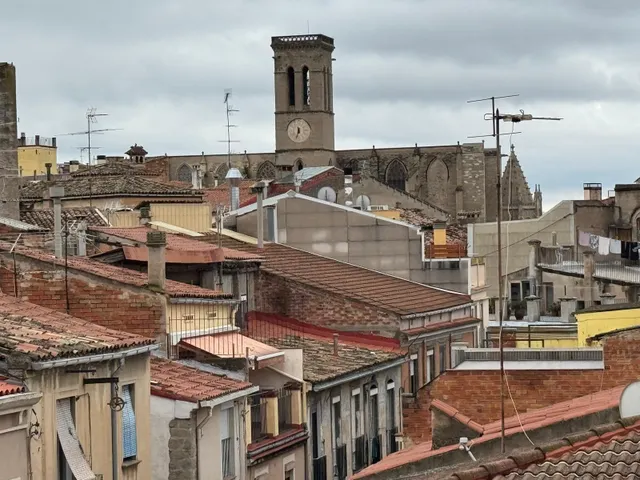 Ático con terraza en el centro de Manresa — 14