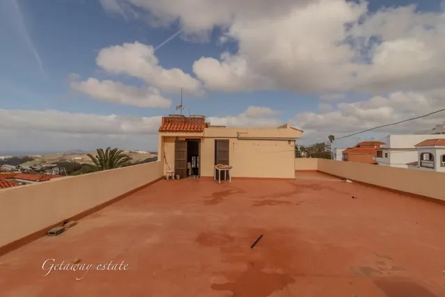 Casa en venta - Propiedad con dos viviendas independientes. — 10