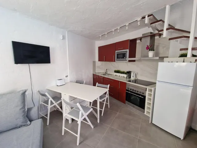 Encantador apartamento en Playa de Las Américas con vistas a - foto 3