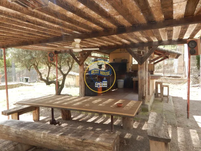 EXCLUSIVA VILLA EN COCENTAINA CON GRAN PARCELA Y BONITA PISCINA. — 9