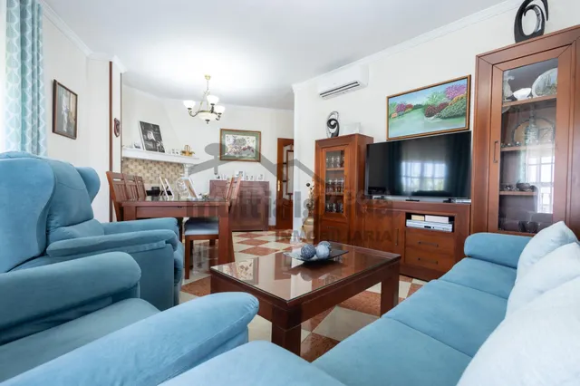 ESTUPENDA CASA EN JEDULA