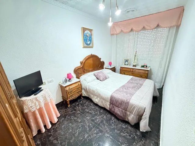 APARTAMENTO CON GRAN TERRAZA A UN PASO DEL MAR – PUERTO MAZA - foto 2