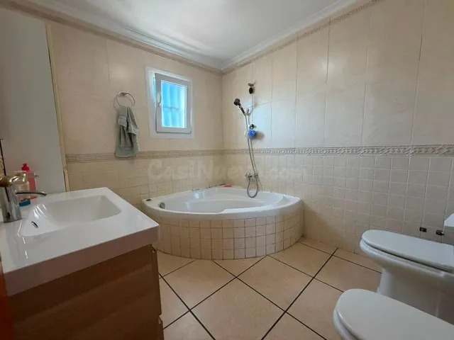 Chalet tipo Quad con placas solares, solárium y excelente ubicación en Residencial Aquapark – Torrevieja — 36