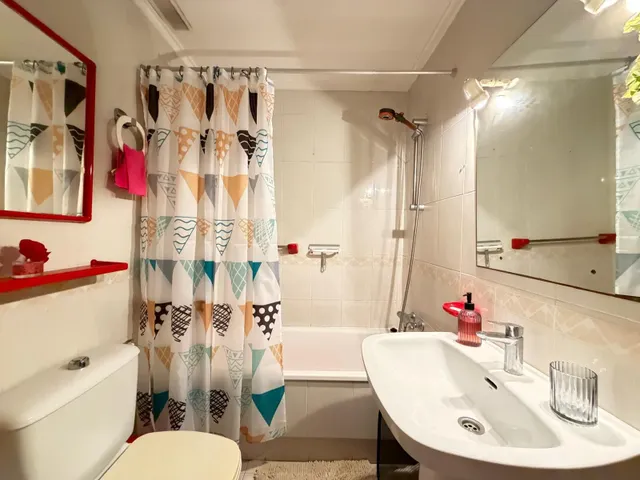 Apartamento a 350 metros de playa del cura con 2 dorm. 1 baño. en frente de av. de las habaneras. superficie de 66 m2. — 15
