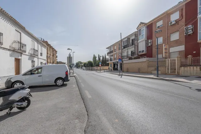 PISO EN LAS GABIAS JUNTO AL METRO — 38