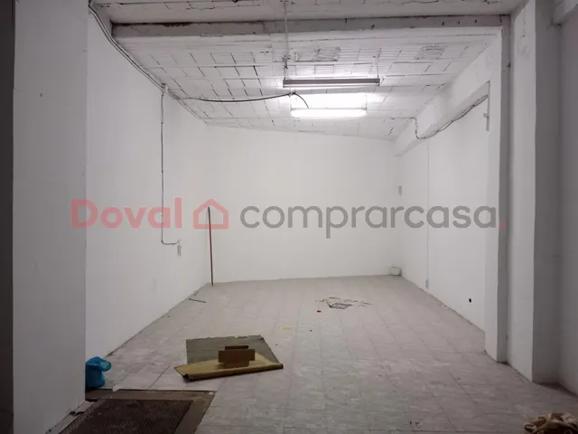 LOCAL COMERCIAL EN PIZARRO — 9