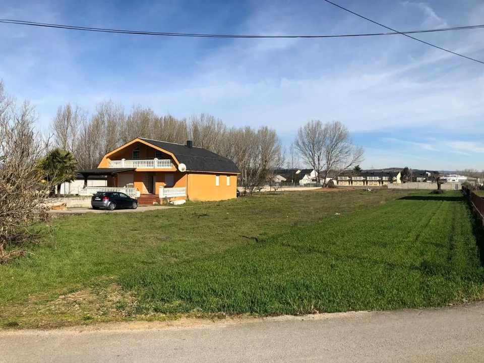 TERRENO URBANO EN FUENTESNUEVAS