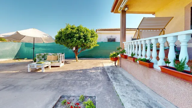 PARCELA EN PROINDIVISO CON VIVIENDA — 40