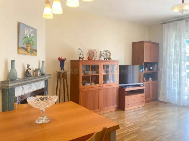 Piso con terraza en zona Els Molins. — 4
