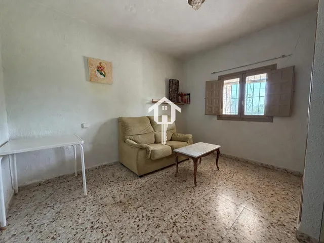 Casa independiente en moralet, Alicante. dos viviendas independientes, 3.700m2 de parcela, 5 habitaciones, 3 baños, piscina — 42