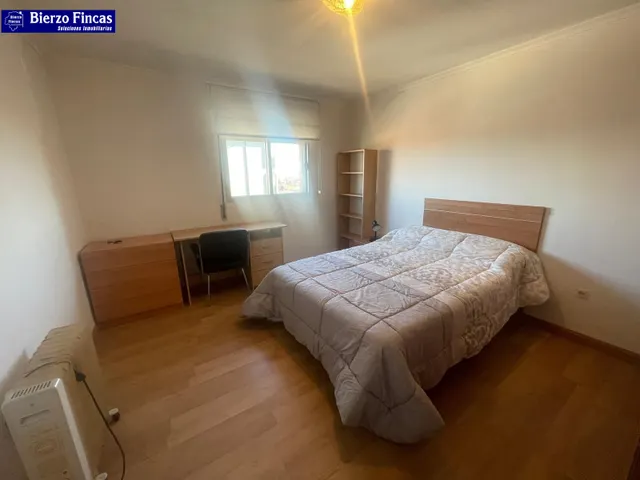 SE VENDE AMPLIO PISO EN NAVATEJERA — 6