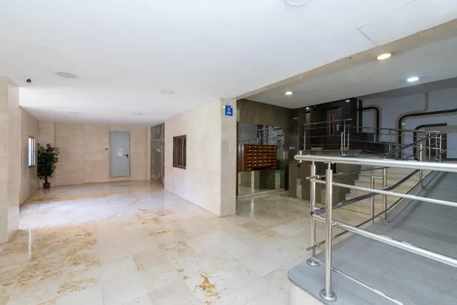 Gran ático reformado de cuatro dormitorios con magnífica terraza — 25