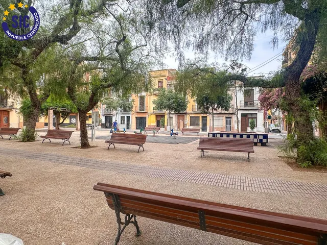 Estudio en zona de bajas emisiones en el Raval de Castellón  - foto 2