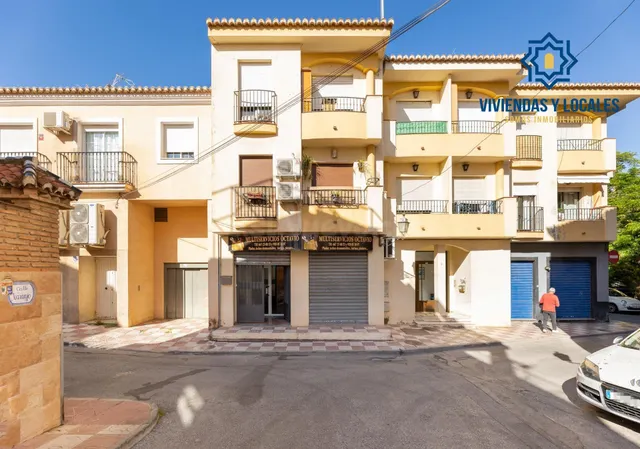 LOCAL COMERCIAL CON 100M2 EN LA ZUBIA