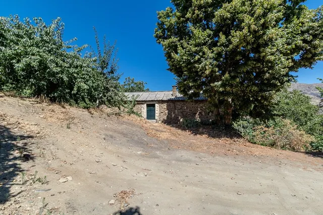 73.000 m2 Finca rústica con vivienda en Güéjar Sierra — 4