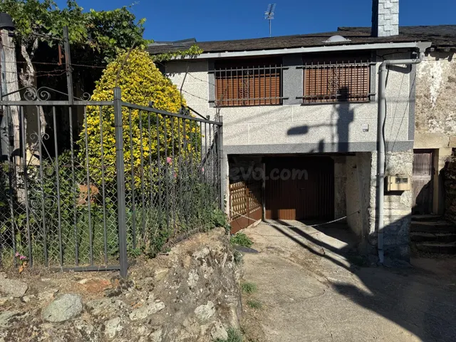 Se vende casa en lubian — 2