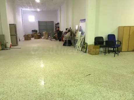 Local comercial 450m² en alquiler - Luis Montoto - Santa Jus - foto 4