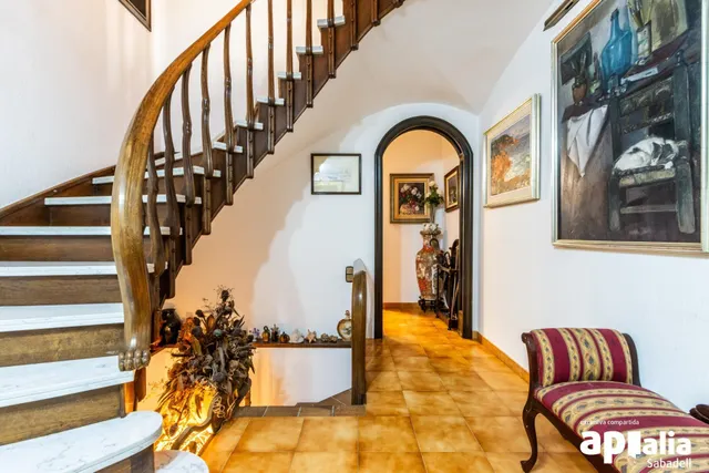 ESPECTACULAR CASA A 4 VENTS A CASTELLAR DEL VALLÈS. — 23