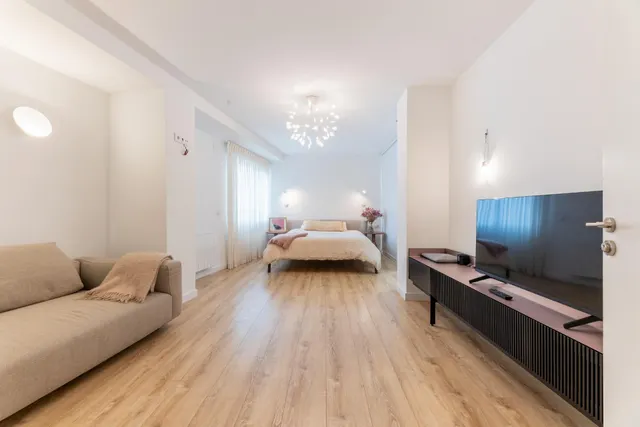 Vivienda de Autor en el Corazón de Valencia — 286 m2 Luxury — 45