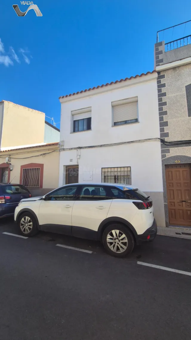 Casa 3 habitaciones 106m² en venta - GOYA — 2