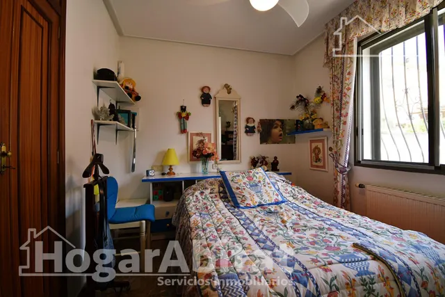 PRECIOSA CASA CON TERRAZA Y GARAJE EN ENTORNO NATURAL — 18